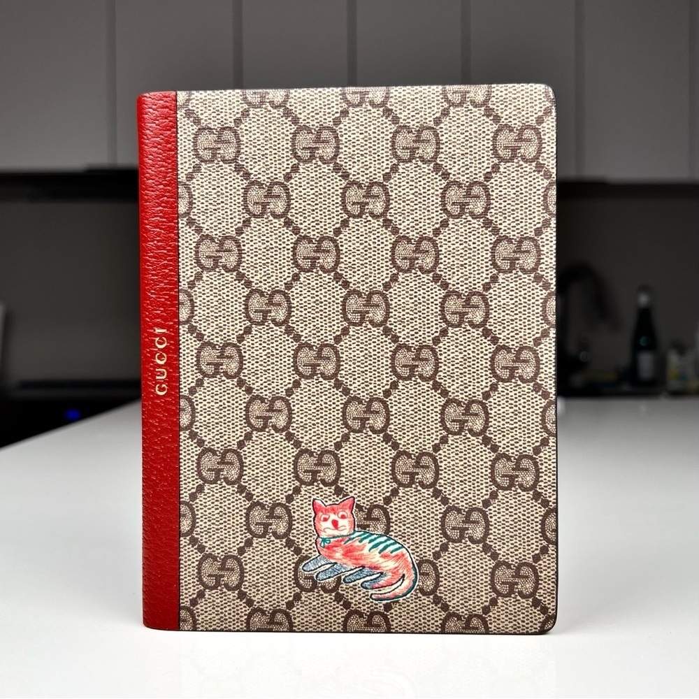 NEW $260 GUCCI Whimsy DERPY CAT GG Supreme Coated Canvas Stationery NOTEBOOK NWT